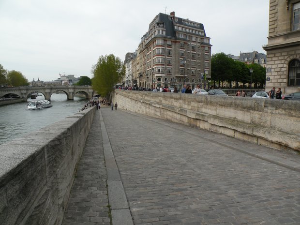  rampe d'accès aux berges de la Seine